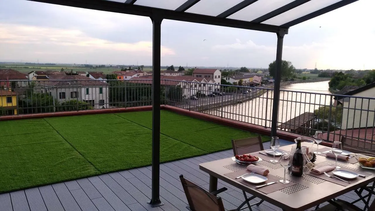 Palazzo Spada - Attico Con Terrazza Vista Fiume In Centro Codigoro Italy
